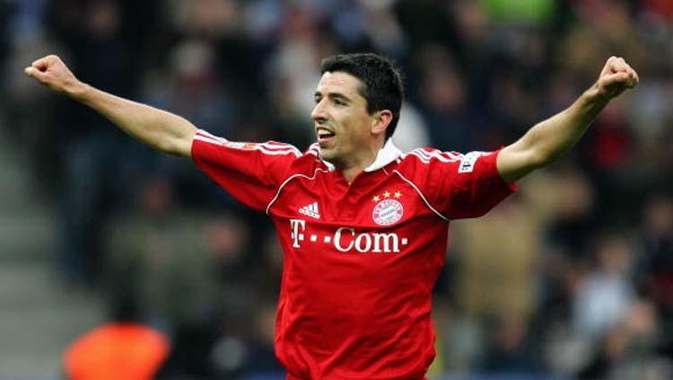 Roy Makaay saat merayakan gol melawan Hertha Berlin pada 03 Maret 2007.
