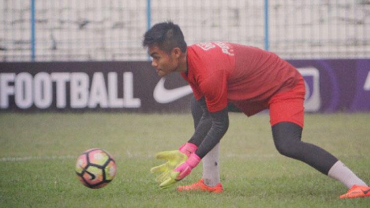 Kiper Arema FC, Kurniawan Kartika Ajie yang saat ini sedang berjuang di Liga 2 bersama Rans Cilegon FC. - INDOSPORT
