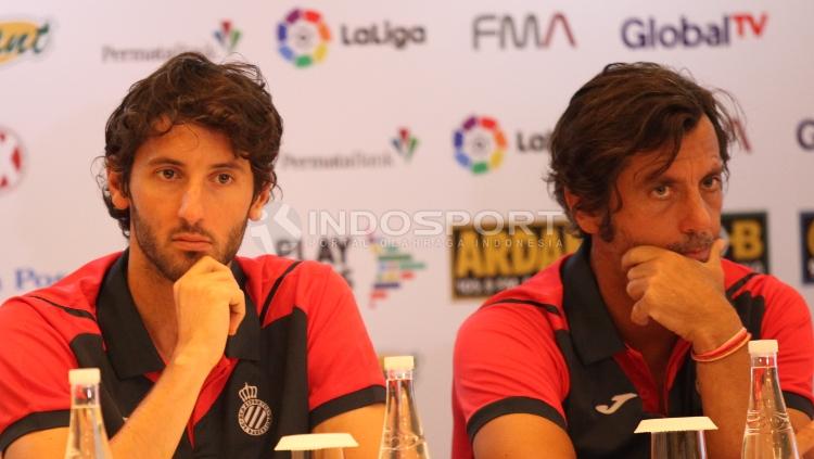Mantan pelatih Espanyol, Quique Sanchez Flores (kanan), resmi menggantkan Javi Gracia sebagai manajer baru Watford. - INDOSPORT