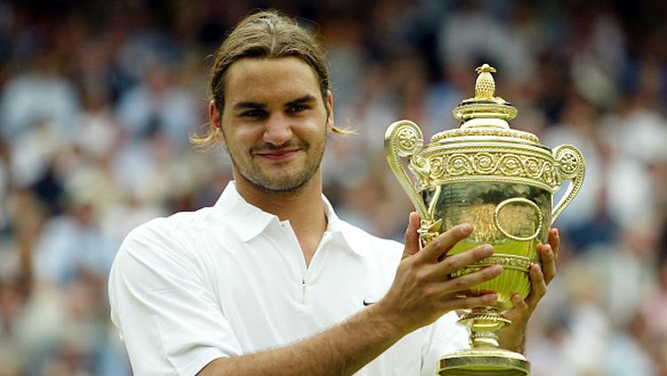 Roger Federer saat juara Wimbledon 2003.