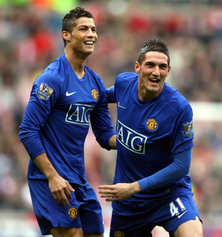 Federico Macheda dan Cristiano Ronaldo saat sama-sama membela Manchester United. Copyright: Indosport