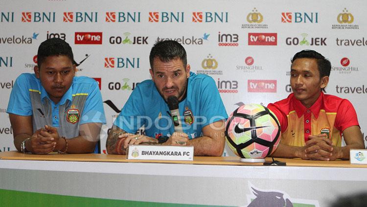 Pelatih Bhayangkara FC, Simon McMenemy Copyright: Zainal Hasan/INDOSPORT