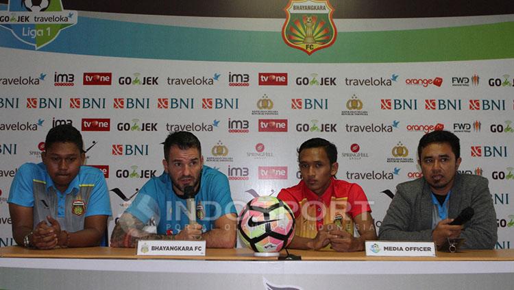 Konferensi Pers Bhayangkara FC vs Mitra Kukar. Copyright: Zainal Hasan/INDOSPORT