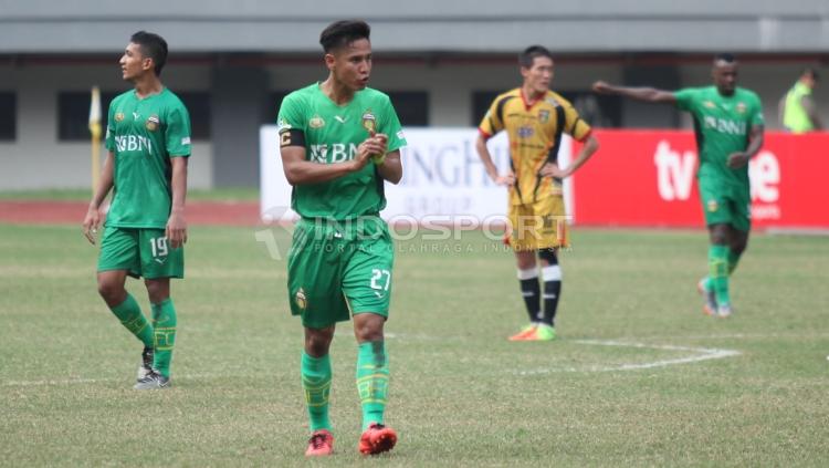 Kapten Bhayangkara FC, Indra Kahfi. FOTO INDOSPORT/Herry Ibrahim.