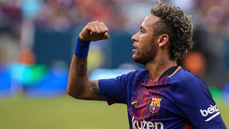 Neymar Jr melakukan selebrasi. Copyright: Indosport.com