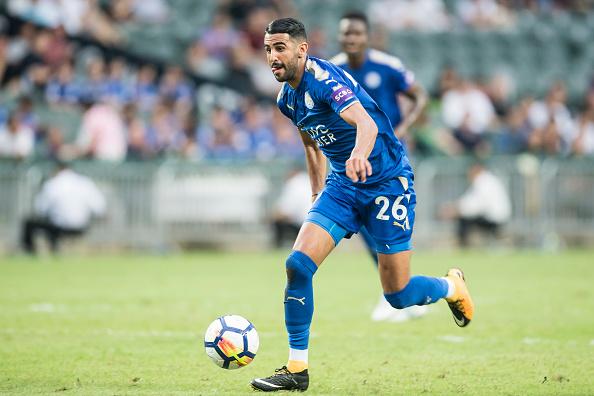 Riyad Mahrez berpeluang tinggalkan Leicester City di musim panas ini. Copyright: INDOSPORT