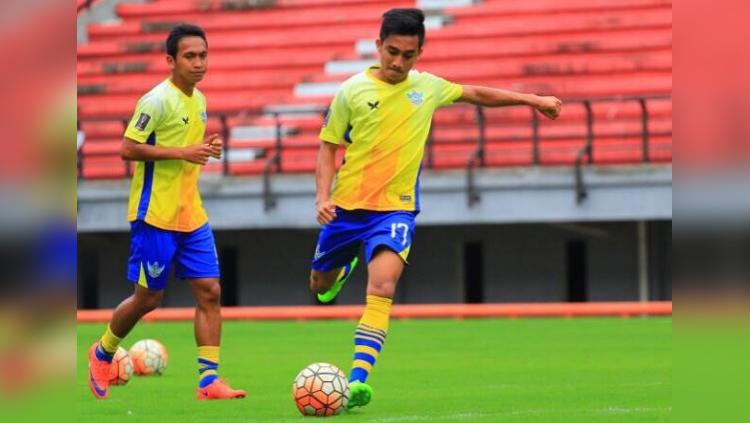 Gelandang Gresik United, Fitra Ridwan. Copyright: Instagram@Fitra Ridwan
