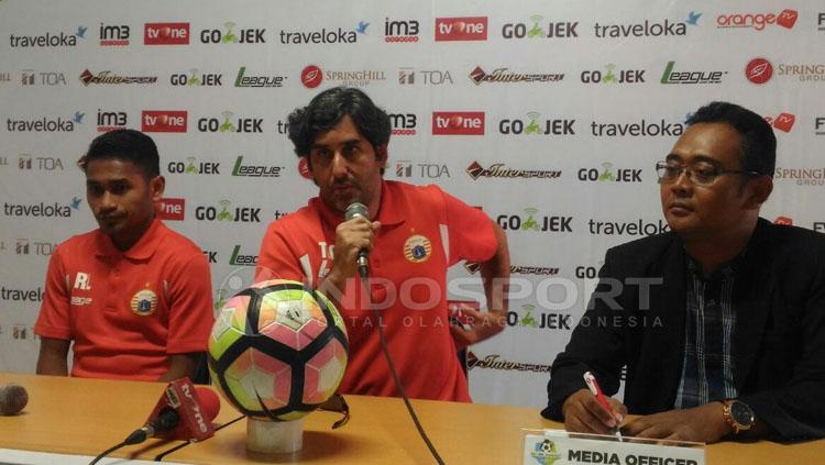 Persija Jakarta dalam jumpa konferensi pers. Copyright: Zainal Hasan/INDOSPORT