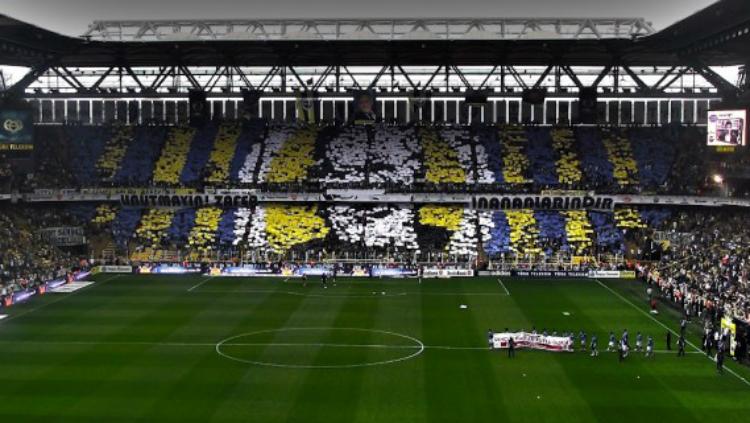Stadion Sukru Saracoglu, markas klub anggota UEFA, Fenerbahce.
