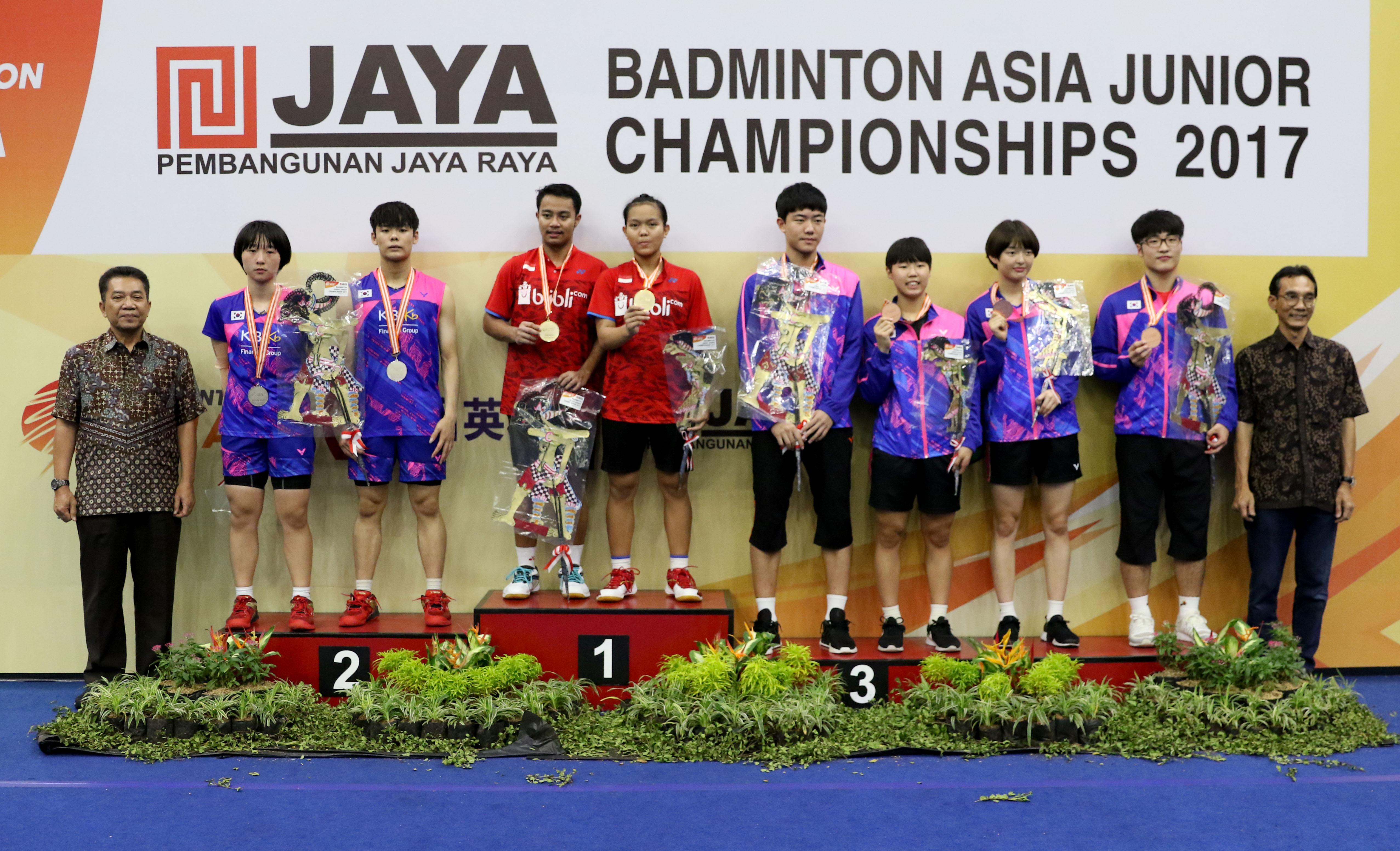 Rehan Naufal Kusharjanto/Siti Fadia Silva Ramadhanti juara di Asia Junior Championships 2017 Copyright: PBSI
