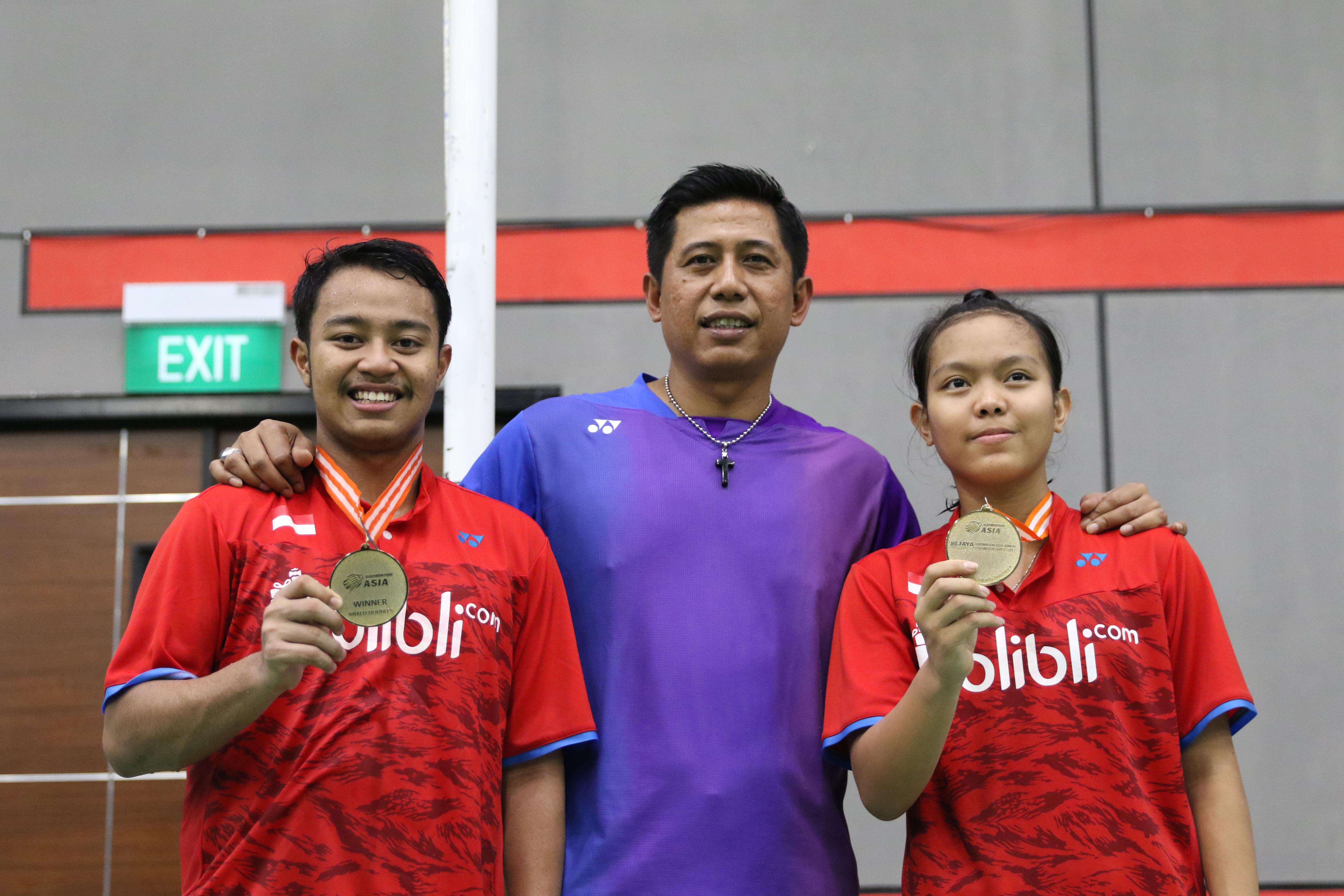 Rehan Naufal Kusharjanto/Siti Fadia Silva Ramadhanti juara di Asia Junior Championships 2017 Copyright: PBSI