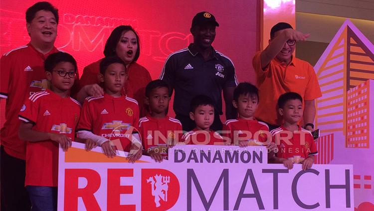 Eks pemain Manchester United, Dwight Yorke, kembali sambangi Indonesia Copyright: Indosport/Lanjar Wiratri