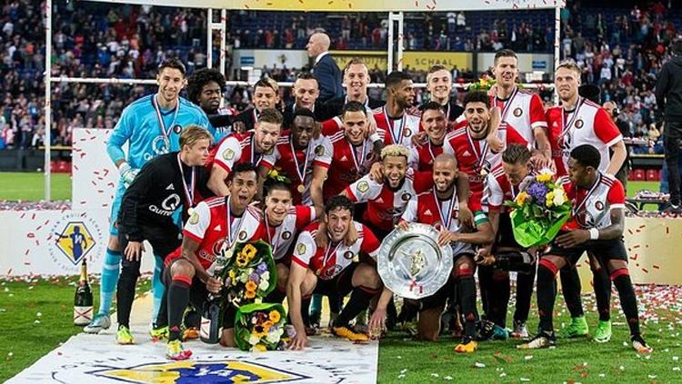 Feyenoord raih juara Piala Johan Cruyff. Copyright: Twitter/@futbolperuano