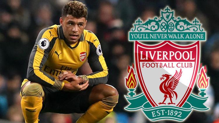 Alex Oxlade-Chamberlain diisukan akan merapat ke Liverpool. Copyright: Thesun.co.uk.