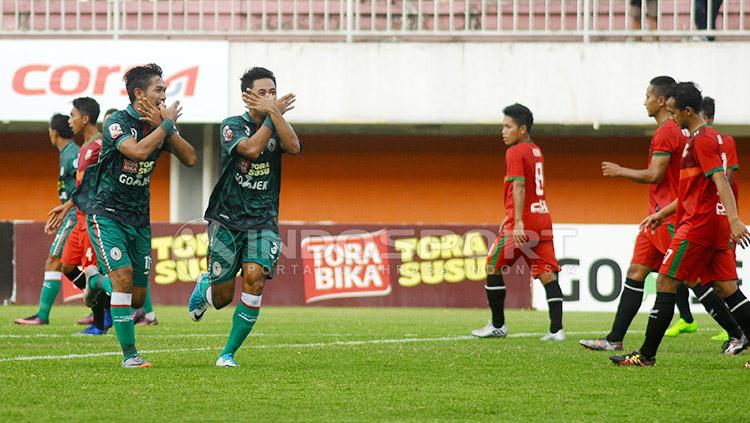 Selebrasi pemain PSS Sleman. Copyright: Prima Pribadi/INDOSPORT