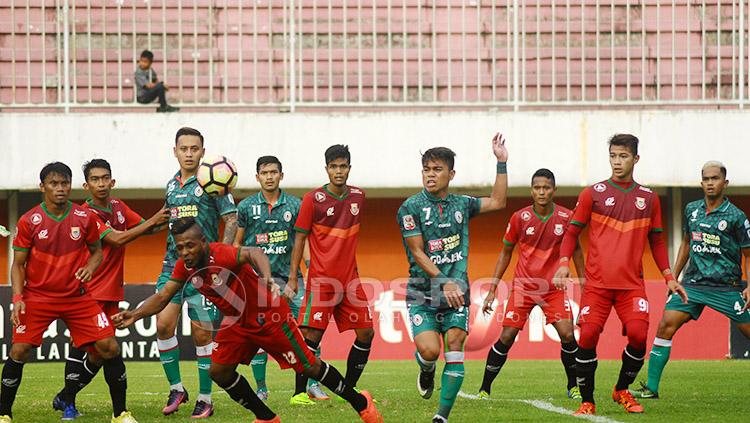 Situasi pertandingan PSS Sleman melawan Persibat Batang. Copyright: Prima Pribadi/INDOSPORT