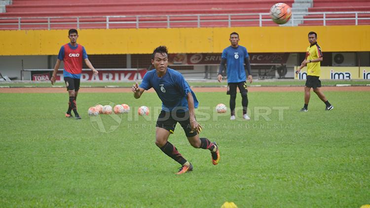 Slamet Budiono saat jalani latihan. Copyright: Muhammad Effendi /INDOSPORT