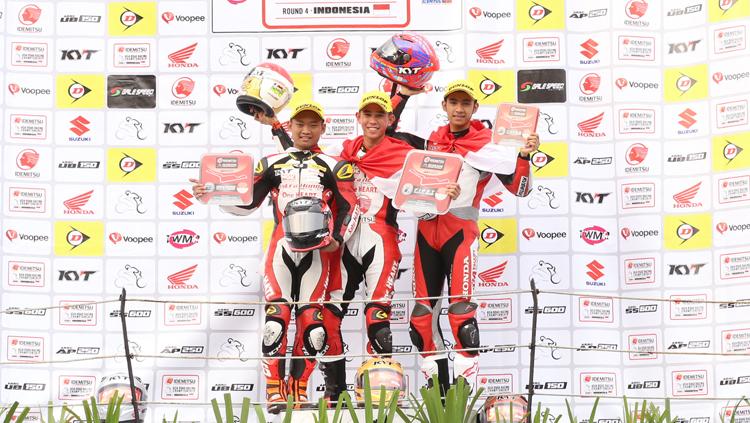 Gerry Salim, Rheza Danica dan Andi Gilang. Copyright: Astra Honda Racing Team