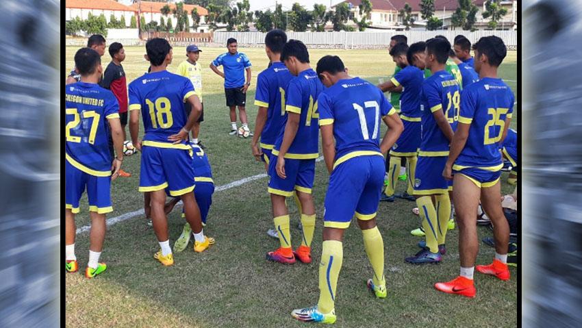 Cilegon United saat berlatih di Mako Brimob, Depok. Copyright: Instagram @cilegonunitedofficial