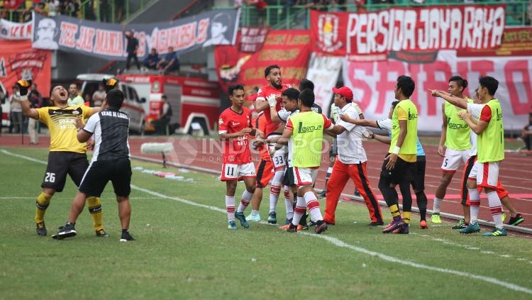 Persija Jakarta vs PSM Makassar. Copyright: Herry Ibrahim/INDOSPORT