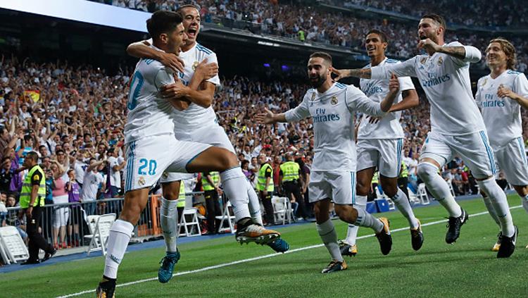 Real Madrid unggul 2-0 atas Barcelona. Copyright: Getty Images