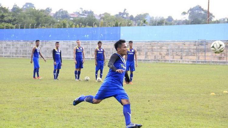 Bryan Cesar alias Bece saat latihan Persiba beberapa waktu lalu. Copyright: TRIBUN KALTIM