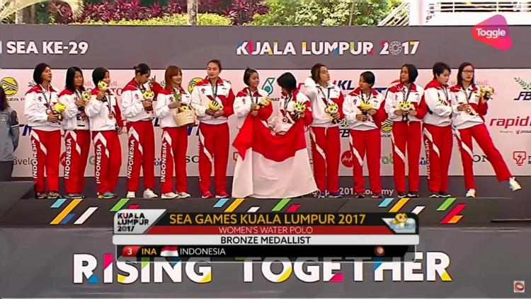 Timnas Polo Air Putri Indonesia meraih perunggu di SEA Games 2017. Copyright: Youtube/Sport Singapore