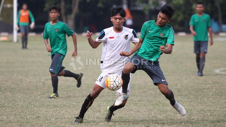 Duel di laga uji coba Timnas U-16 vs Patriot Candrabhaga Bekasi.