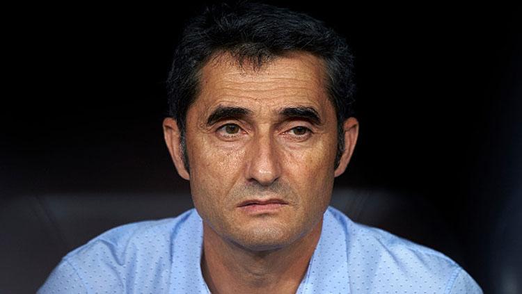 Ernesto Valverde, pelatih Barcelona. Copyright: INDOSPORT