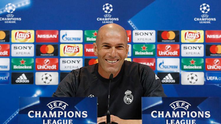 Zinedine Zidane, pelatih Real Madrid. Copyright: INDOSPORT