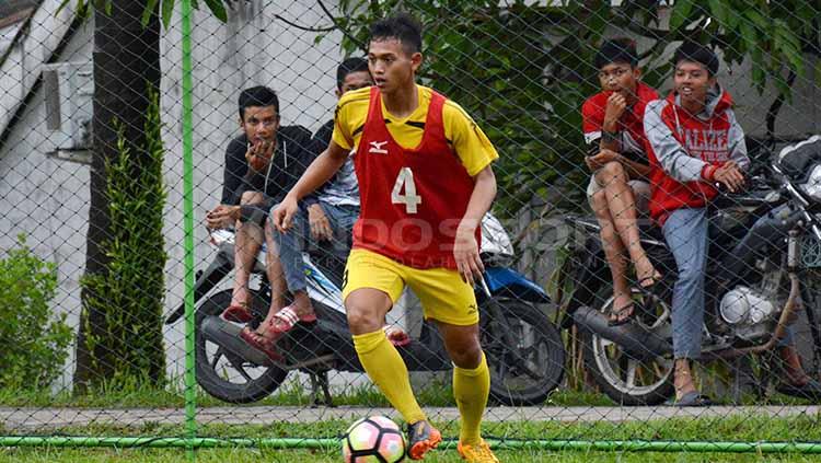 Muchlis Hadi jalani latihan bersama Semen Padang. Copyright: Taufik Hidayat/INDOSPORT