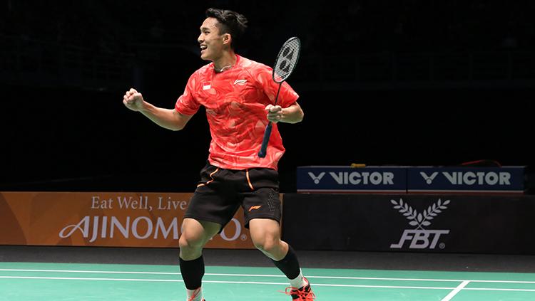 Pebulutangkis tunggal putra Indonesia, Jonatan Christie melakukan selebrasi.