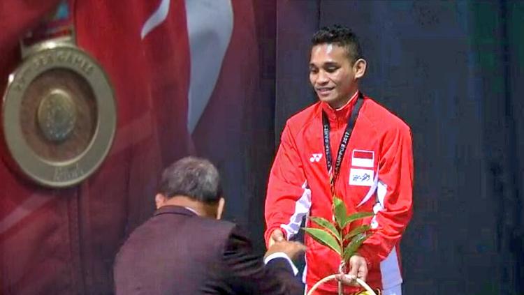 Aldoms Sugoro, persembahkan medali emas pertama cabang tinju di SEA Games 2017. Copyright: Twitter@bulutangkisRI