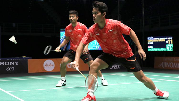Ganda putra Indonesia, Berry Angriawan dan Hardianto, merupakan salah satu pasangan yang berhasil melangkahkan kaki di semifinal Indonesian Masters 2019. - INDOSPORT