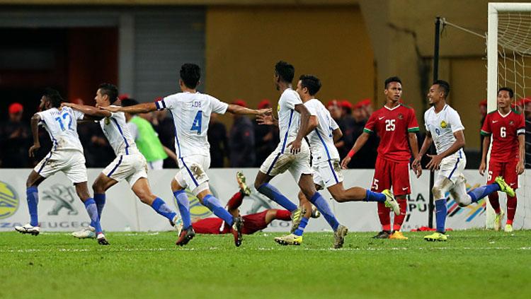 Thanabalan Nadarajah (Malaysia) saat menjebol gawang Timnas Indonesia U-22 di semifinal SEA Games 2017 (26/8/17). Copyright: Indosport,com