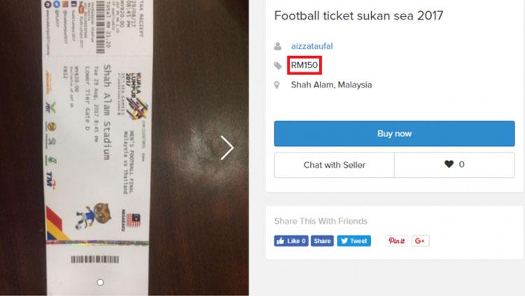 Tiket final Thailand vs Malaysia dijual 7 kali lipat oleh calo Negeri Jiran. Copyright: Carousel