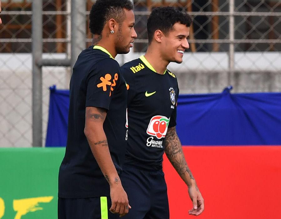 Coutinho menjalani latihan bersama Timnas Brazil Copyright: express.co.uk