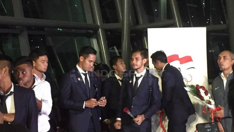 Penyambutan Timnas U-22 di Bandara Soekarno-Hatta. Copyright: Adiyaksa/Indosport