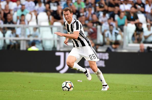 Stephan Lichsteiner, pemain bintang Juventus. Copyright: INDOSPORT