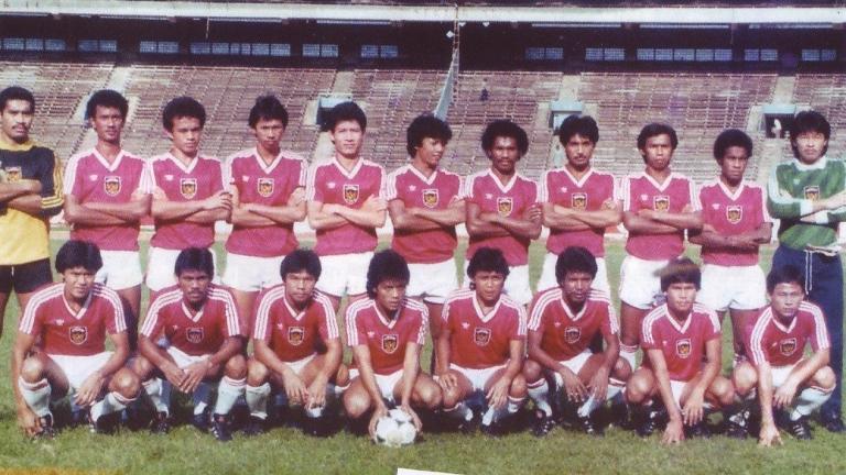 Timnas Indonesia 1981 saat melawan fiji Copyright: bolalob.com