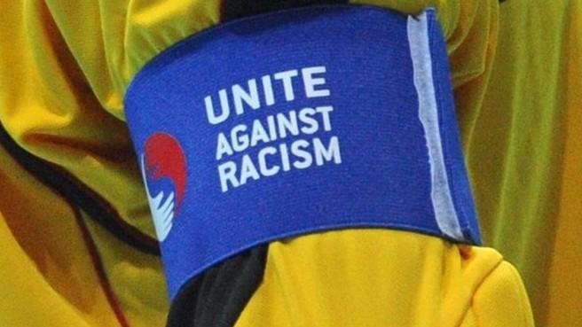 anti-rasisme dalam sepakbola Copyright: Back Page Football