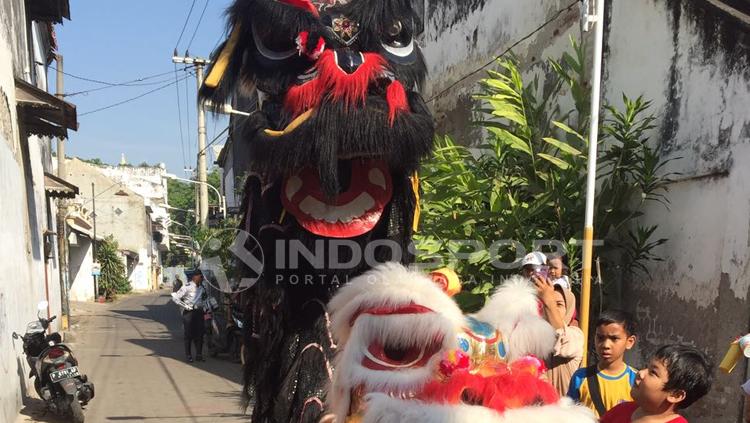 Atraksi Barongsai. Copyright: Zainal Hasan/INDOSPORT