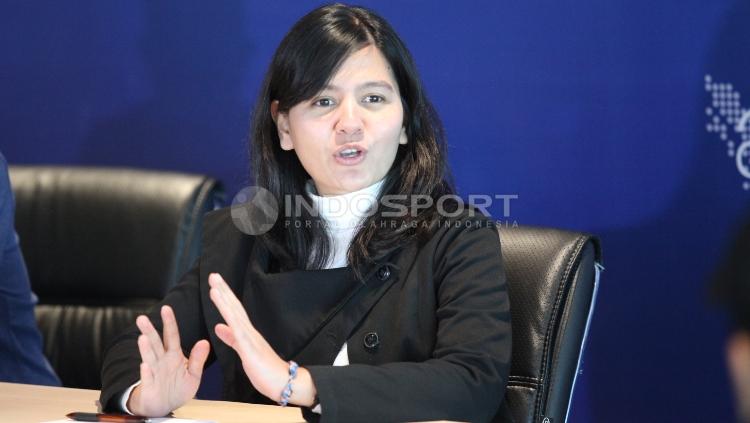 Sekretaris Jenderal PSS, Ratu Tisha dalam jumpa konferensi pers. Copyright: Herry Ibrahim/INDOSPORT