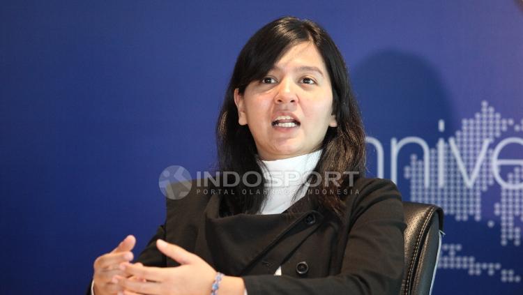 Sekretaris Jenderal PSS, Ratu Tisha dalam jumpa konferensi pers. Copyright: Herry Ibrahim/INDOSPORT