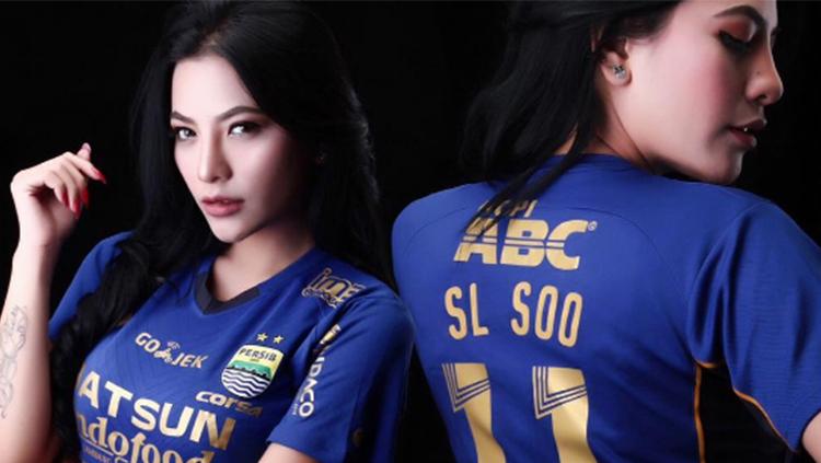 Ini atribut Persib Bandung pas buat kado jika pacar Anda Bobotoh. - INDOSPORT