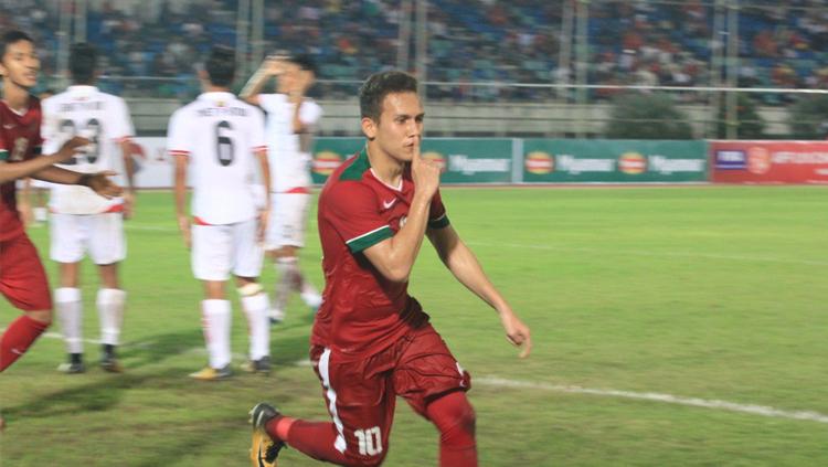 Egy Maulana Vikri selebrasi. Copyright: Twitter@pssi__fai