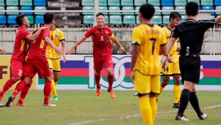 Selebrasi pemain Timnas Vietnam U-19 usai bantai Brunei. Copyright: Twitter@AFFPresse