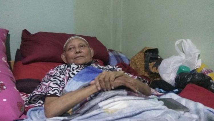 Legenda Persib Bandung, Rukma Sudjana tahun 1960-an saat ini terbaring koma. Copyright: Istimewa