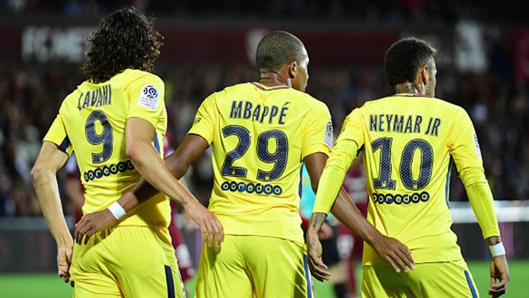 Edinson Cavani, Kylian Mbappe, dan Neymar. Copyright: INDOSPORT