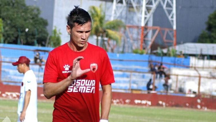 Striker PSM Makassar, Pavel Purishkin. Copyright: Kabar News